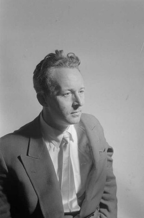 Porträtaufnahme des Dirigenten Adolf Fritz Guhl : Porträt von Adolf Fritz Guhl