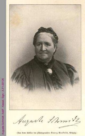 Porträt von Auguste Schmidt mit Signatur