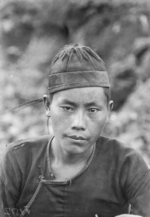 Mann mit Kappe (Deutsche Ostasien-Expedition 1937/1939)