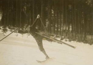 Skilauf im Erzgebirge. Drehumschwung (Reuelschwung) rechts