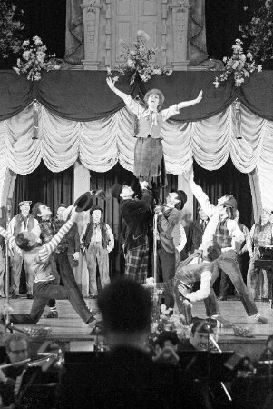 Presse- und Bühnenball des Badischen Staatstheaters und des Presseclubs Karlsruhe in der Schwarzwaldhalle.