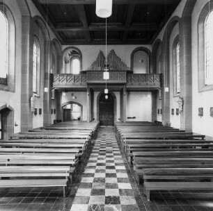 Kath. Pfarrkirche St. Maximin; Waldbrunn, Kirchstraße 14