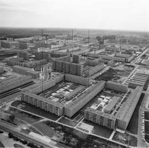 Wohnkomplex III in Halle-Neustadt : Blickrichtung Südwesten