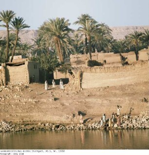 Ägypten: Szenen am Nilufer