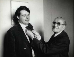 [Kluges Kind. Simon Gray und Hans Schweikart]