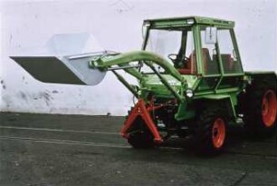 Fotografie: Traktor, Frontlader, Zubehör, Systemtraktor, Weiste- Dreieck