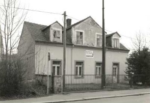 Dresden-Blasewitz, Berggartenstraße 15. Wohnhaus (1851/1900)
