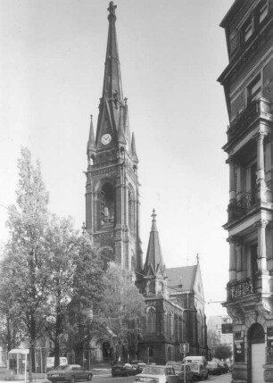 Dresden-Neustadt. Martin-Luther-Kirche (1883-1887; E. Giese, P. Weidner). Ansicht von Südwest