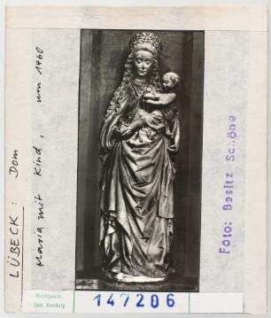 Lübeck, Dom: Maria mit Kind. Um 1460