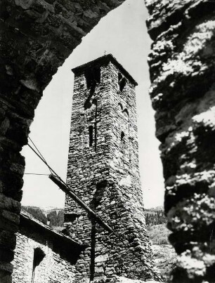 Die romanische Kirche S. Maria del Castello