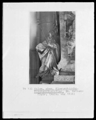 Linke Seitenfigur - Kirchenvater