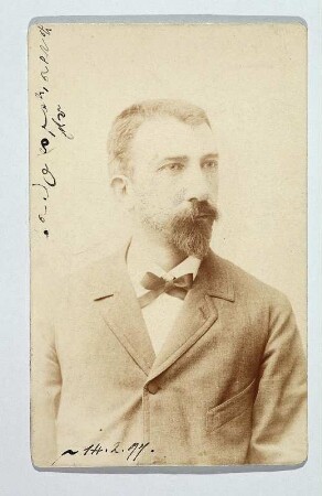 Porträt Pietro Camin : Foto-/Bildersammlung Stenografische Sammlung. Porträt Pietro Camin. Photographie. Carte de visite (1897). Dresden: SLUB P a 0070