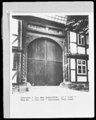 Tor des Gehöfts Nr. 12