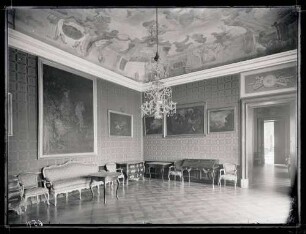 Corps de Logis; Wohnraum
