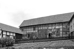 Einhaus (Einhaus, Fachwerk); Vöhl, Zur Sasselbach 15