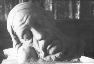 Der Bildhauer Ernst Barlach auf dem Totenbett (Porträtkopf)