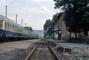 Willsbach Lok Baureihe 215 D2550 Zugkreuzung Bahnsteig