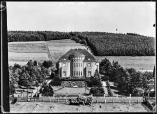 Thalheim (Erzgebirge). Blick auf Villa Minkos, Gornsdorfer Straße