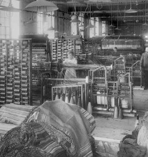 Vorarbeit-Maschinensaal : Technikgeschichte | Technologie | Fasern, Gespinste und Gewebe | Teppichweberei, Vereinigte Smyrna-Teppichfabriken AG, Cottbus | Velour-Teppiche