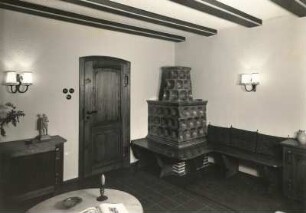 Westerzgebirge. Fichtelberg. Fichtelberghaus. Wohnraum von Doppelzimmer Nr. 7, im 1. Obergeschoß