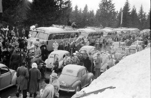 Feldberg: Autobusse; Parkplatz auf dem Feldberg