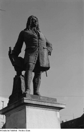 Händeldenkmal auf dem Marktplatz