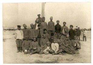 Kriegsgefangenenlager Germersheim: o.Nr.: Germersheim, Gefangenenlager (Gruppe russischer Gefangener)