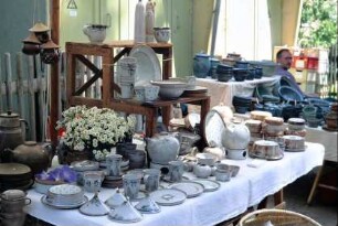Bürgeler Töpfermarkt: Ausstellungs- und Verkaufsstand