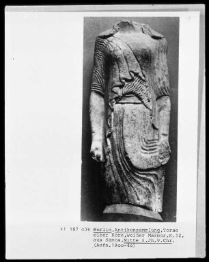 Torso einer Kore