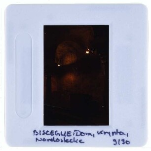 Bisceglie, Dom San Pietro Apostoli : Krypta, Nordostecke