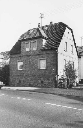 Wohnhaus; Hasselroth, Bahnhofstraße 33