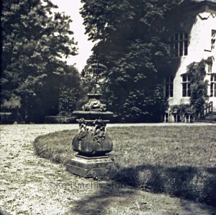 Herrenhaus: Sonnenuhr