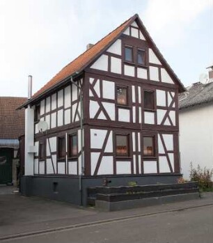 Reiskirchen, Am Weiher 12