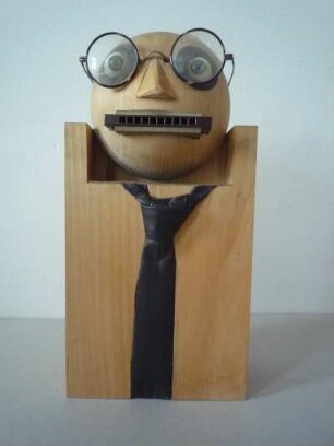 Torso_Mundharmonikaspieler