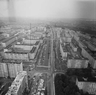 Wohngebiet Fritz Heckert in Chemnitz : Neubaublocks an der Stollberger Straße in Chemnitz-Kappel; Blickrichtung Nordosten