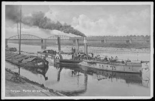 Torgau. Elbbrücke und Schlepper