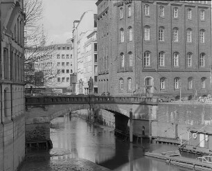 Hamburg, Trostbrücke