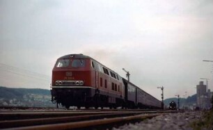 Heidenheim Mergelstetten Lok 215 031 Eilzug Bnb-Wagen