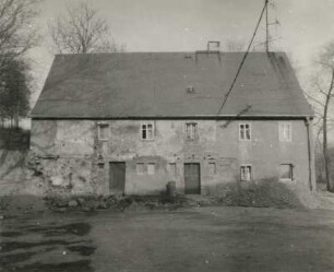 Dörnthal (Pfaffroda-Dörnthal), Hauptstraße 33. Bauernhof (Hof Nr. 25). Scheune mit Hocheinfahhrt und Wirtschaftsgebäude. Wohnstallhaus. Hoffront
