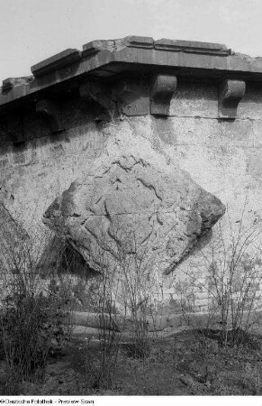 Festungsanlage mit Kurfüstlichem Wappen