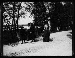 Ohne Titel (Walter, Margarete, Hans und Hulda Zille)