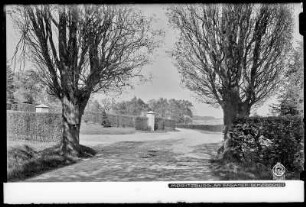 Moritzburg, Straßenansicht am Fasanen-Schlösschen