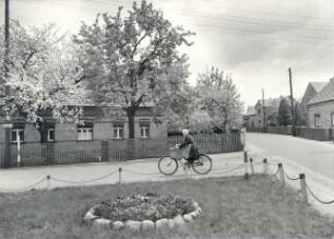 Ansicht von Halbendorf : Ort: Brězowka / Halbendorf. Dorfstraße mit Wohnhäusern