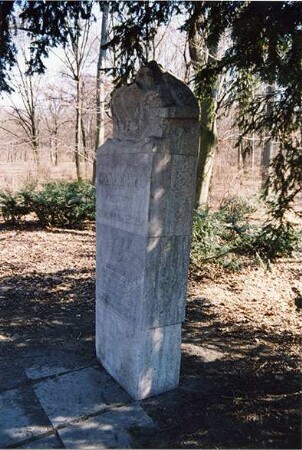 Gedenkstein mit Kogge