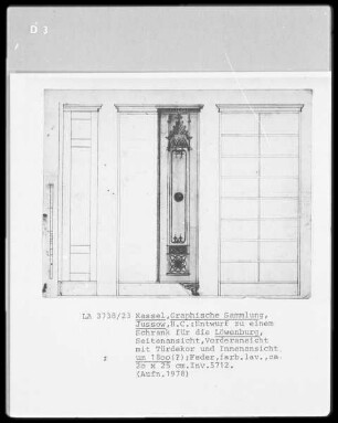 Kassel & Wilhelmshöhe & Löwenburg & Schrank