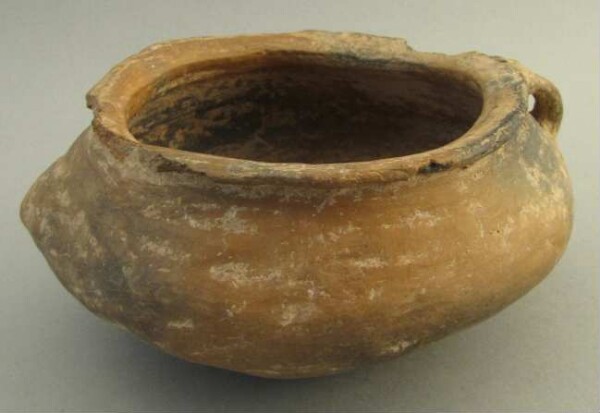 Clay vessel