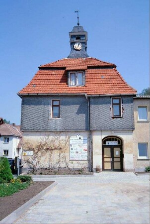 alte Schule mit Dachreiter, heute Fremdenverkehrsamt