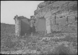 kasr far'um [Petra]