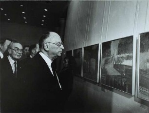 Kurt Hager : Eröffnung der Gemäldeausstellung von Clara de Jong im Berliner Club der Kulturschaffenden
