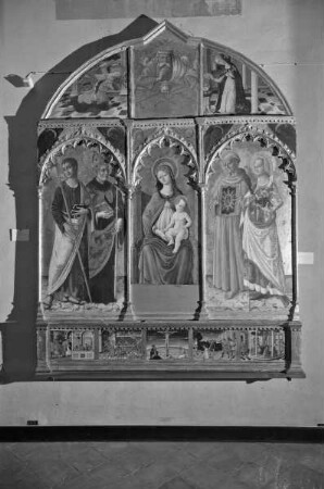 Altaraufsatz: Madonna zwischen Heiligen